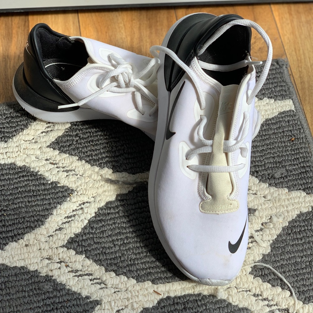 Nike Sportswear Sneakers